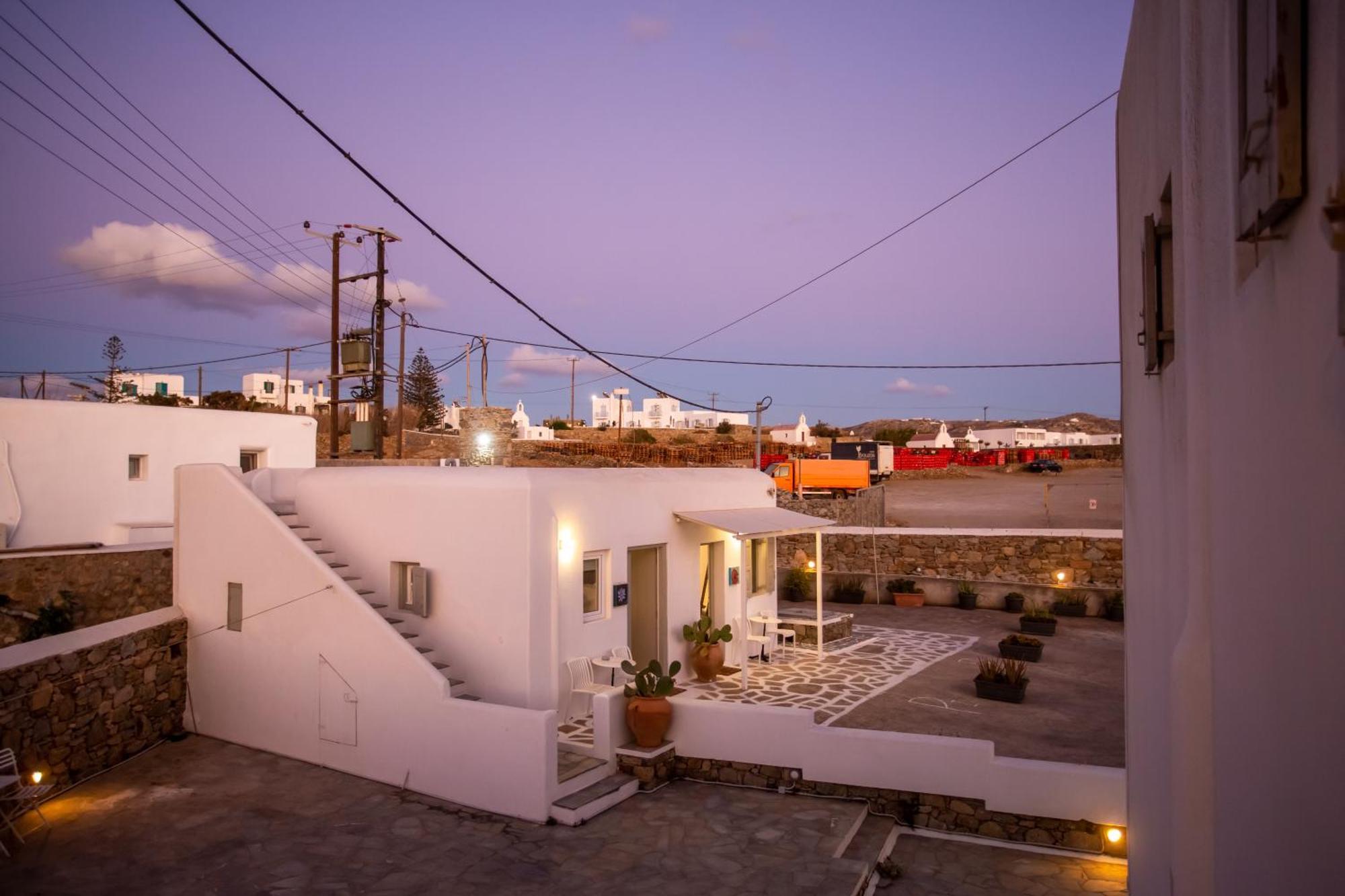 Sing And Blossom Accommodation Mykonos Town 外观 照片