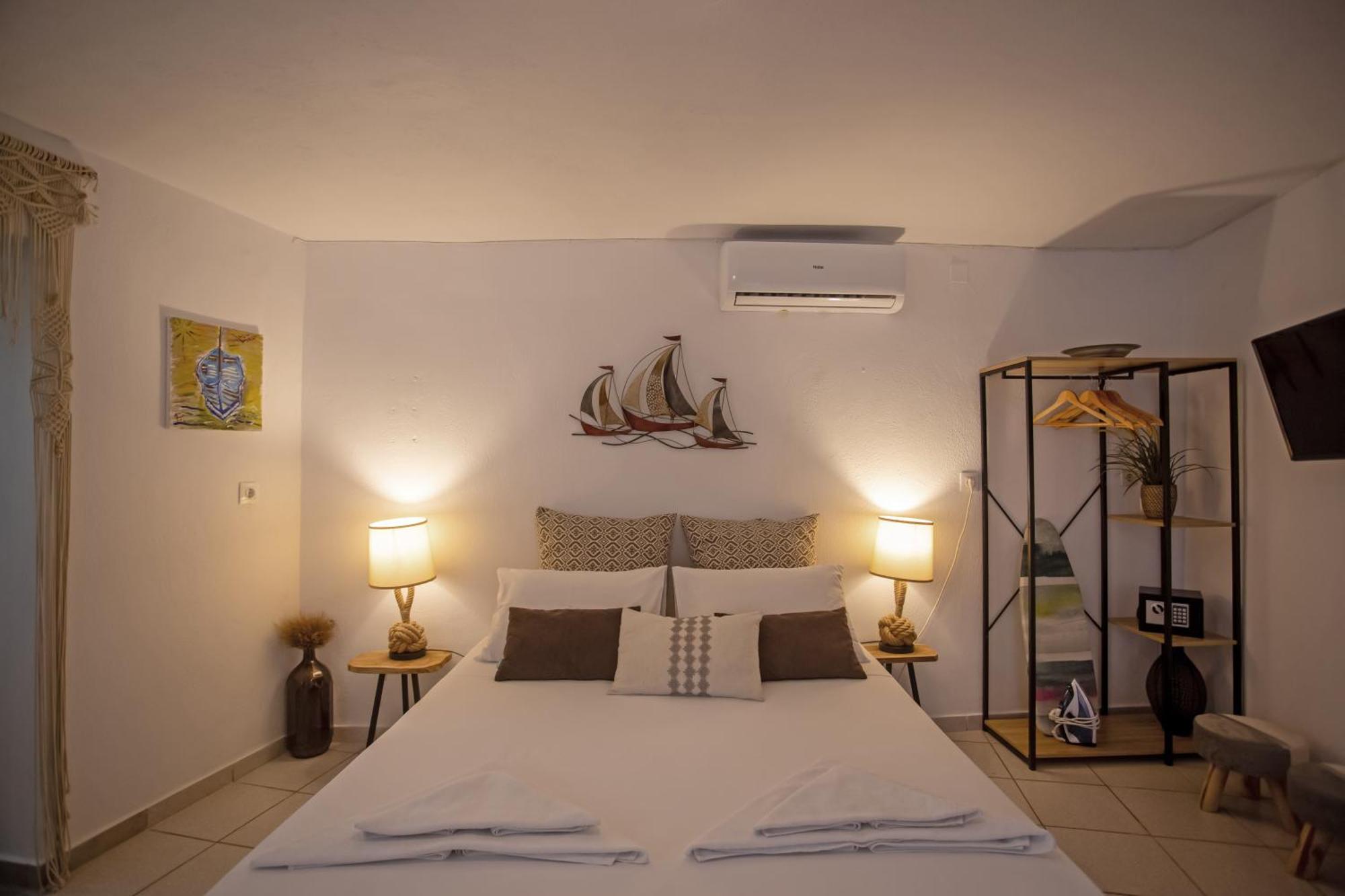 Sing And Blossom Accommodation Mykonos Town 外观 照片