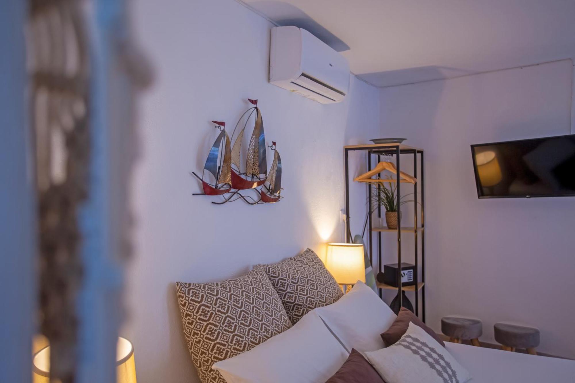 Sing And Blossom Accommodation Mykonos Town 外观 照片