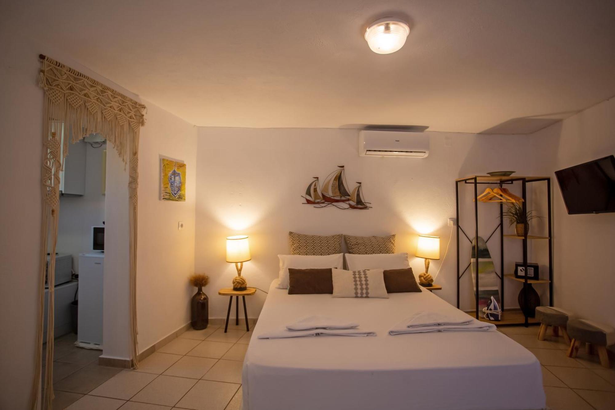 Sing And Blossom Accommodation Mykonos Town 外观 照片