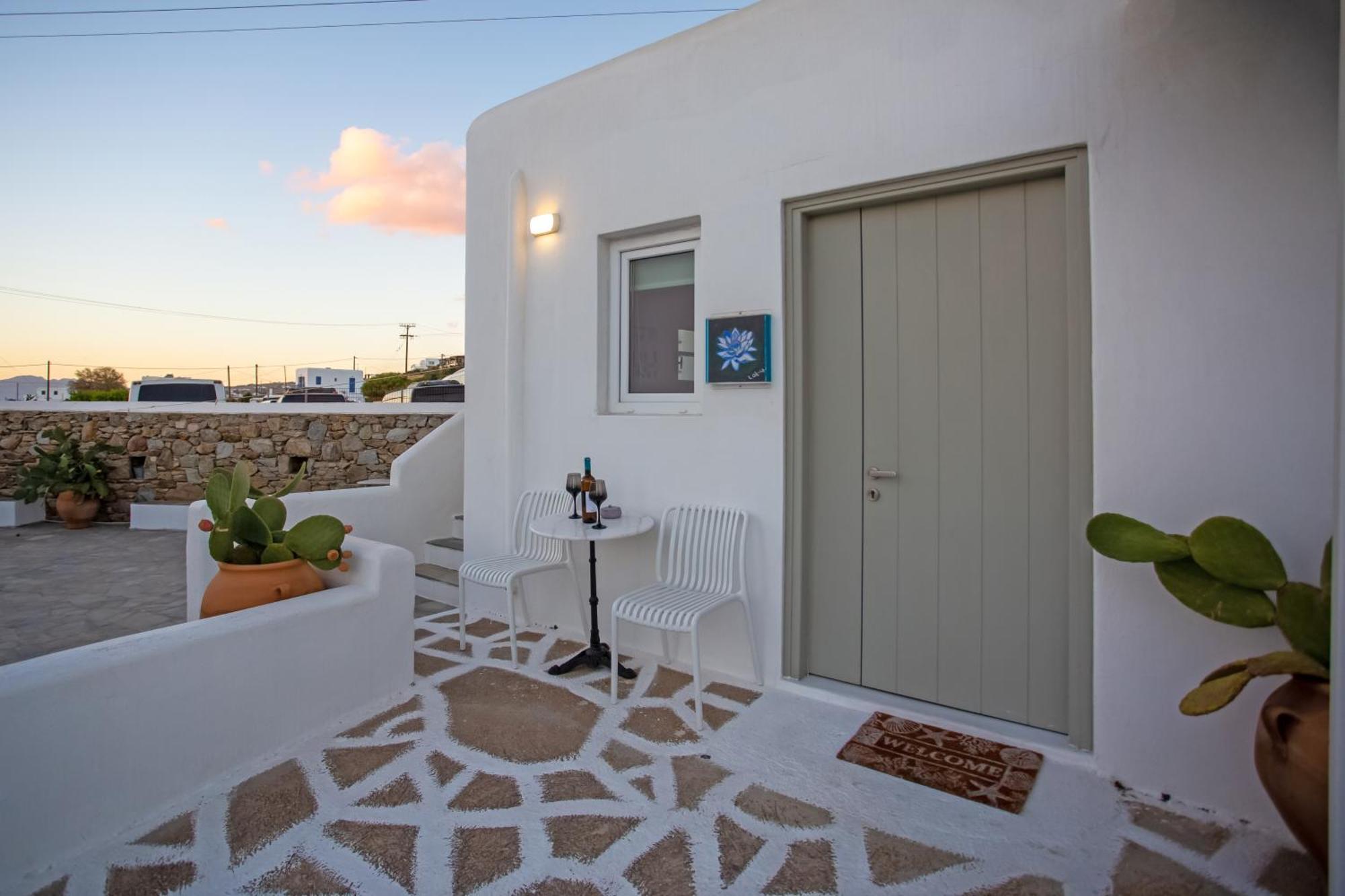 Sing And Blossom Accommodation Mykonos Town 外观 照片