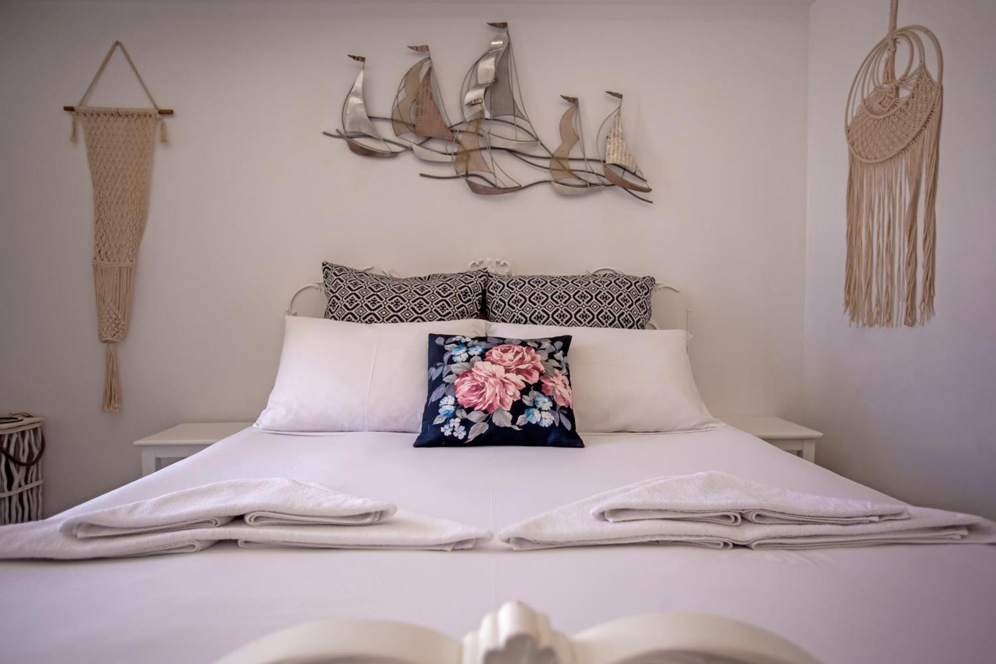 Sing And Blossom Accommodation Mykonos Town 外观 照片